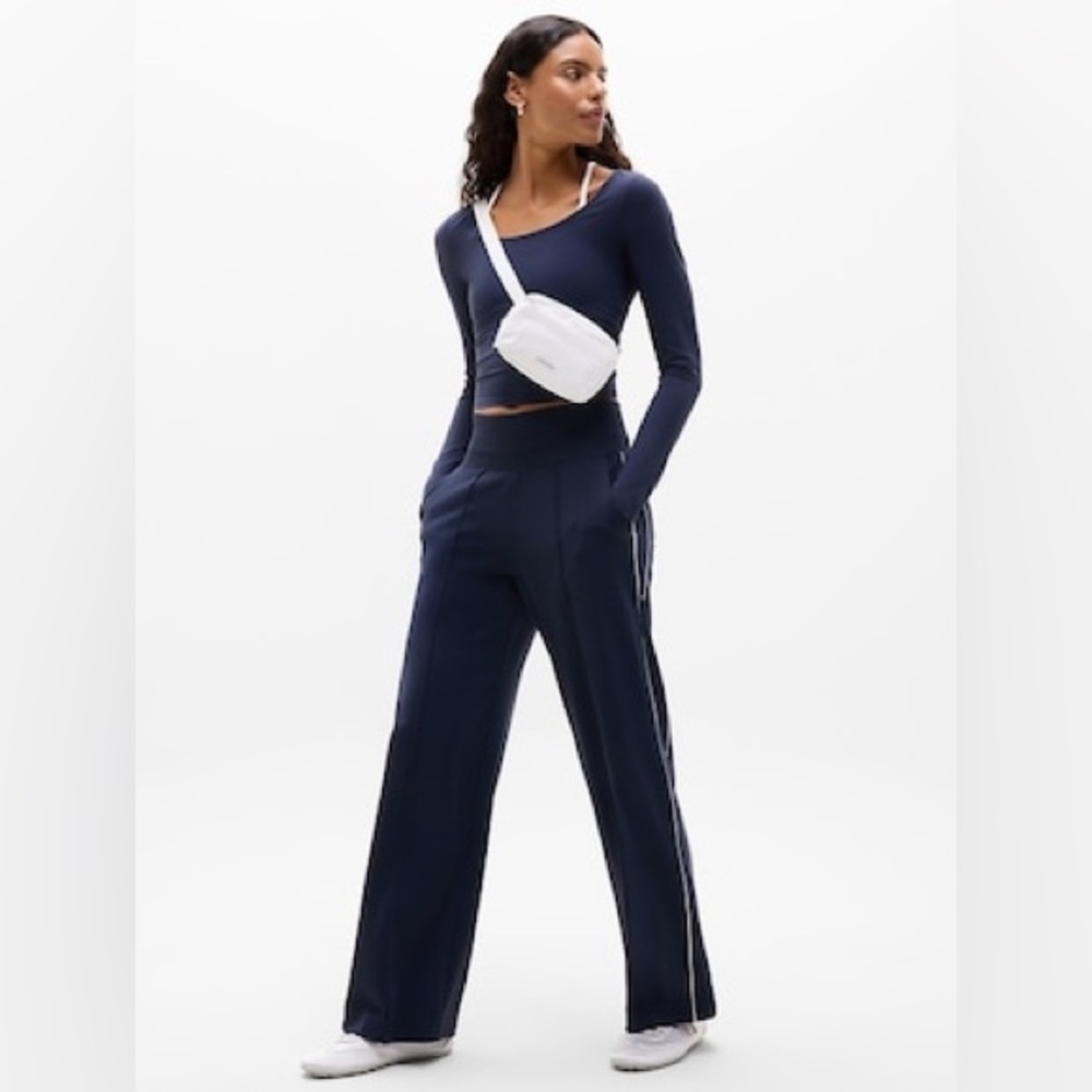 ATHLETA Navy Women's Wide-Leg Pants! New
